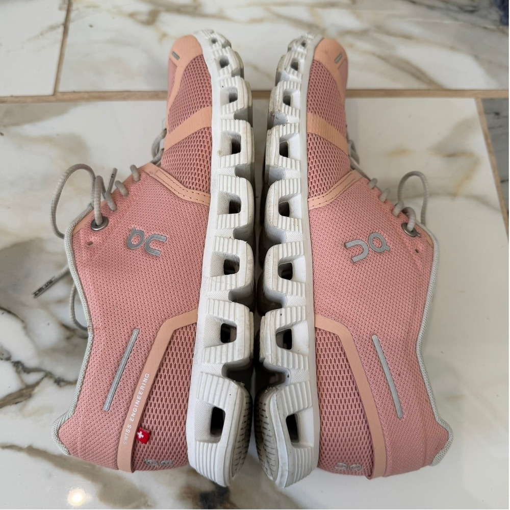 On Running Cloud 5 Womens 9 Rose Shell Pink Peach Training Shoes 59.98556 - Picture 6 of 10